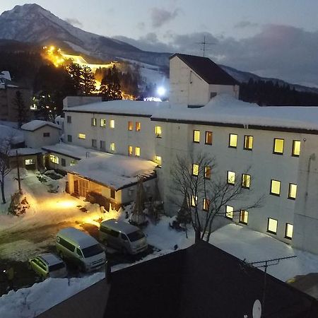 Kogakuro Hotel Myoko Exterior photo