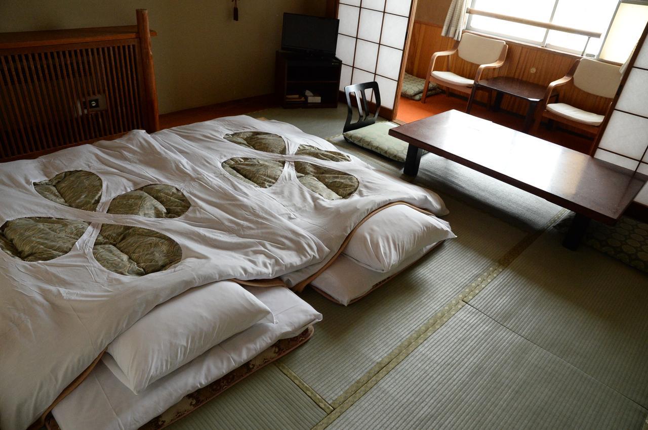 Kogakuro Hotel Myoko Exterior photo